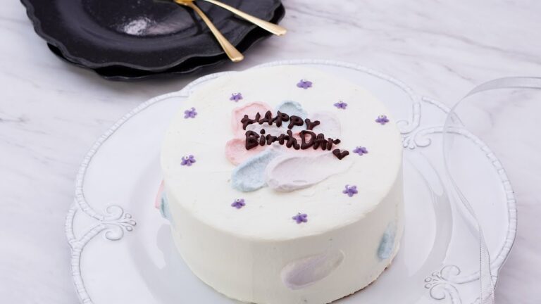 【韓国で話題】カフェスイーツ4選｜センイルケーキ（誕生日ケーキ）の作り方