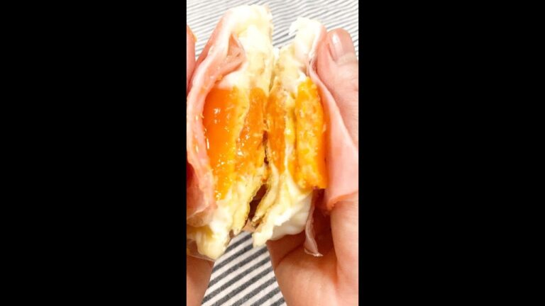 【折りたたむだけでハムエッグが簡単に作れる！？】 / Ham, Egg and Cheese in Rice Paper #shorts