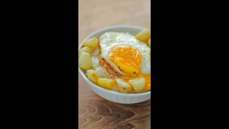 【これは飲める】秒でスタミナつく！にんにくと卵のオイル丼 / Garlic Egg DONBURI #shorts