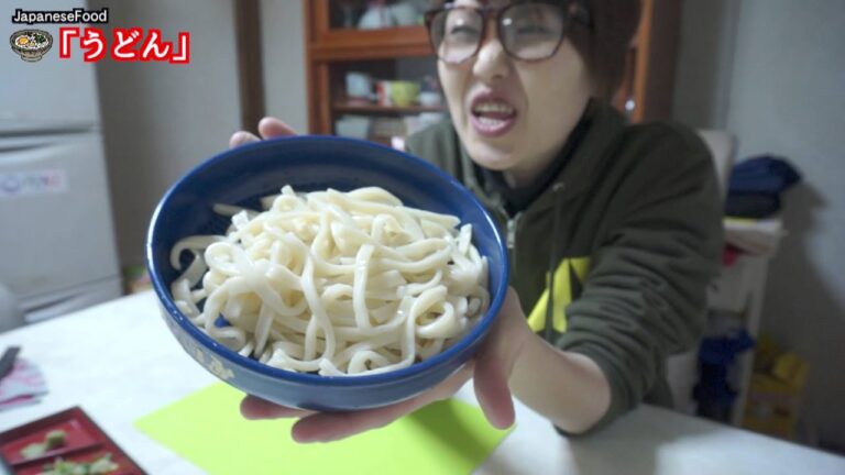 Popular Japanese food「手打ちうどん」作ってみた！