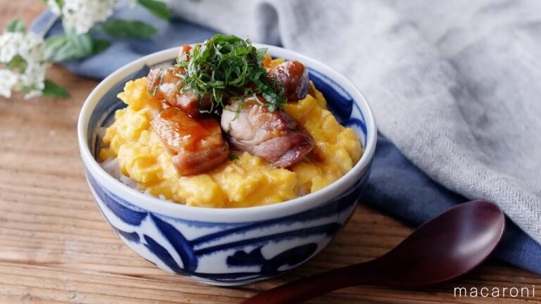 【鶏照り親子丼】黄金比のタレで！鶏の照り焼き&レンジでふわとろ卵♪