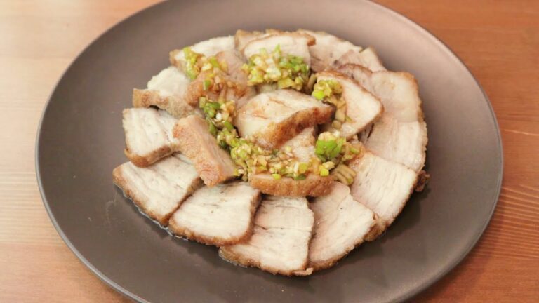 オーブンで簡単 豚バラ肉のねぎソースがけ|pork belly on leek sauce kurashiru [クラシル]