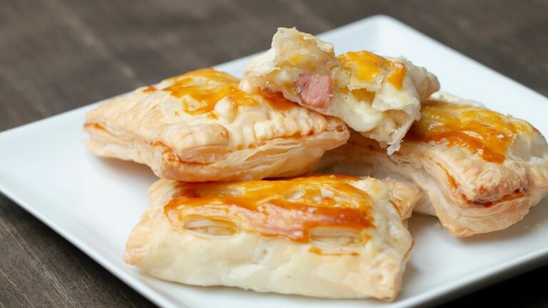 チーズのび〜る！スティックポテトパイ〜冷凍パイシートで簡単♪〜 / Cheese and Potato Pocket Pie