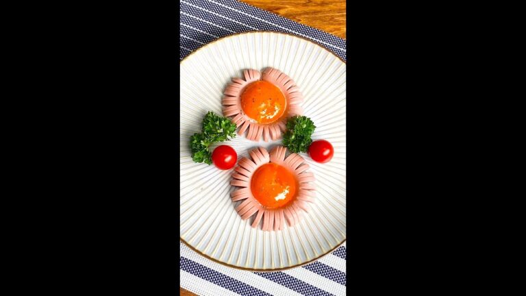 【発想勝ち！】明日の朝は卵とソーセージでこれ作ってみて！ / Flower Sausage #shorts