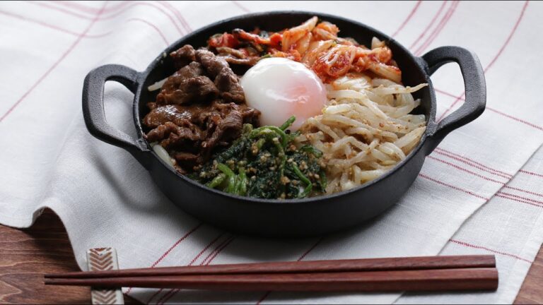 しっかり食べて夏バテ予防！具沢山のビビンバうどん