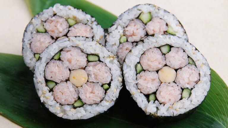 食卓が華やぐ♪ お花の飾り寿司