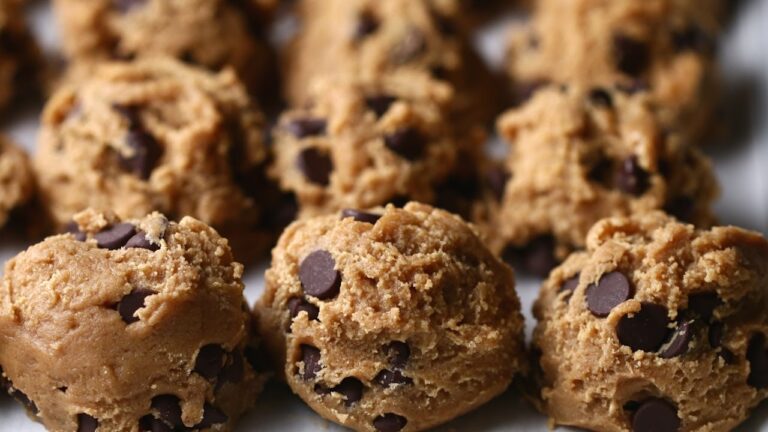 冷凍保存できる！チョコチップクッキーの作り方