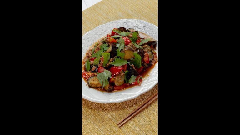 【なすでボリュームアップ！食材3つで簡単にできる】夏の激うまレシピ Collaboration With DAIGOも台所 / Eggplant & Tomato Stir Fry #shorts