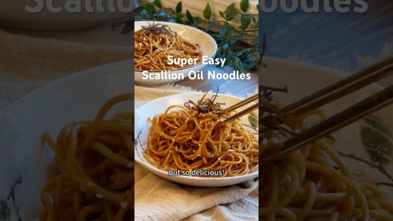 Super easy and delicious Scallion Oil Noodles, Shanghai Style #easyrecipe #noodles #shorts