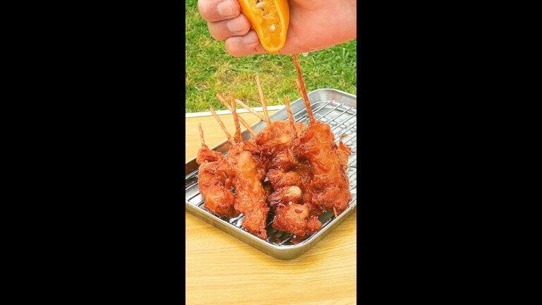 【市販の焼き鳥を唐揚げにしてみた♡】これは発見！超簡単に絶品おつまみレシピ / Deep-Fried Yakitori #shorts